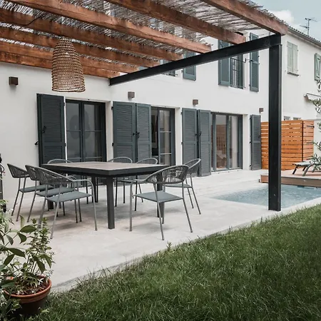 Willa Cabassaire Gallargues-le-Montueux